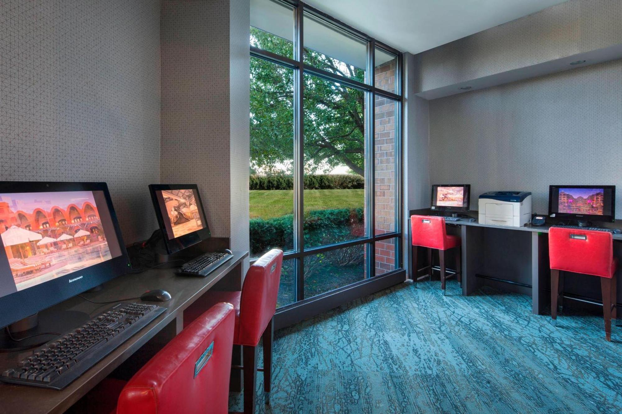 Sheraton Suites Philadelphia Airport Exterior foto