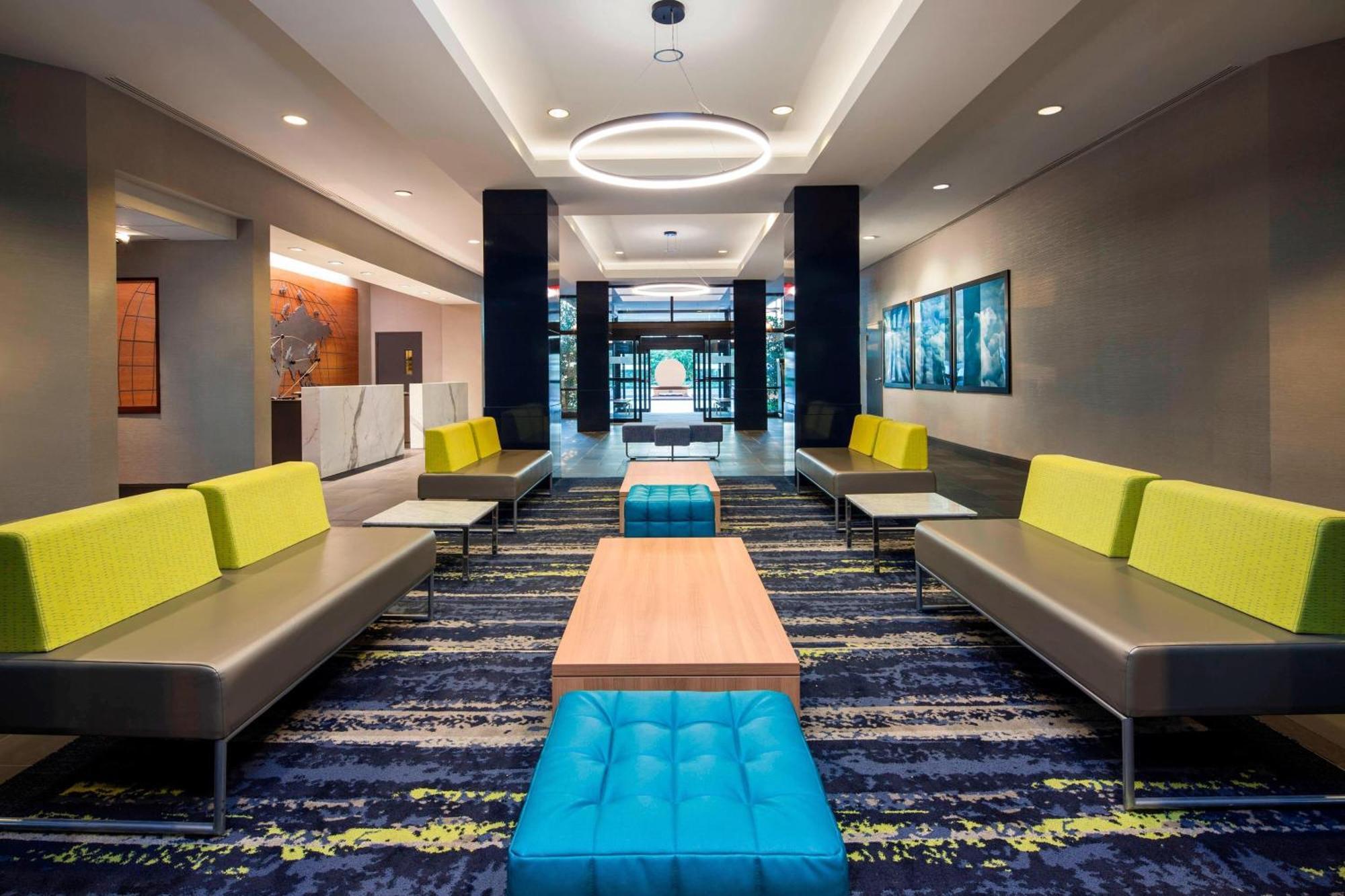 Sheraton Suites Philadelphia Airport Exterior foto