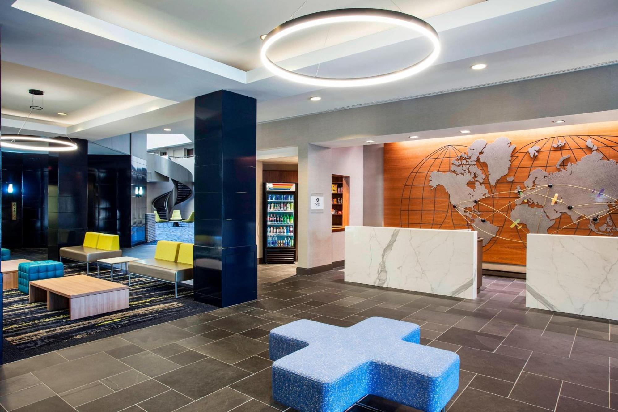 Sheraton Suites Philadelphia Airport Exterior foto